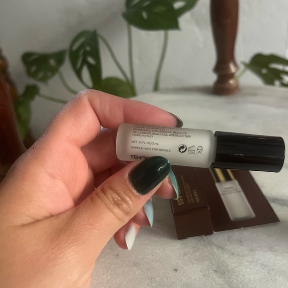 ✨$6 hourglass vanish airbrush primer mini - Picture 4 of 4
